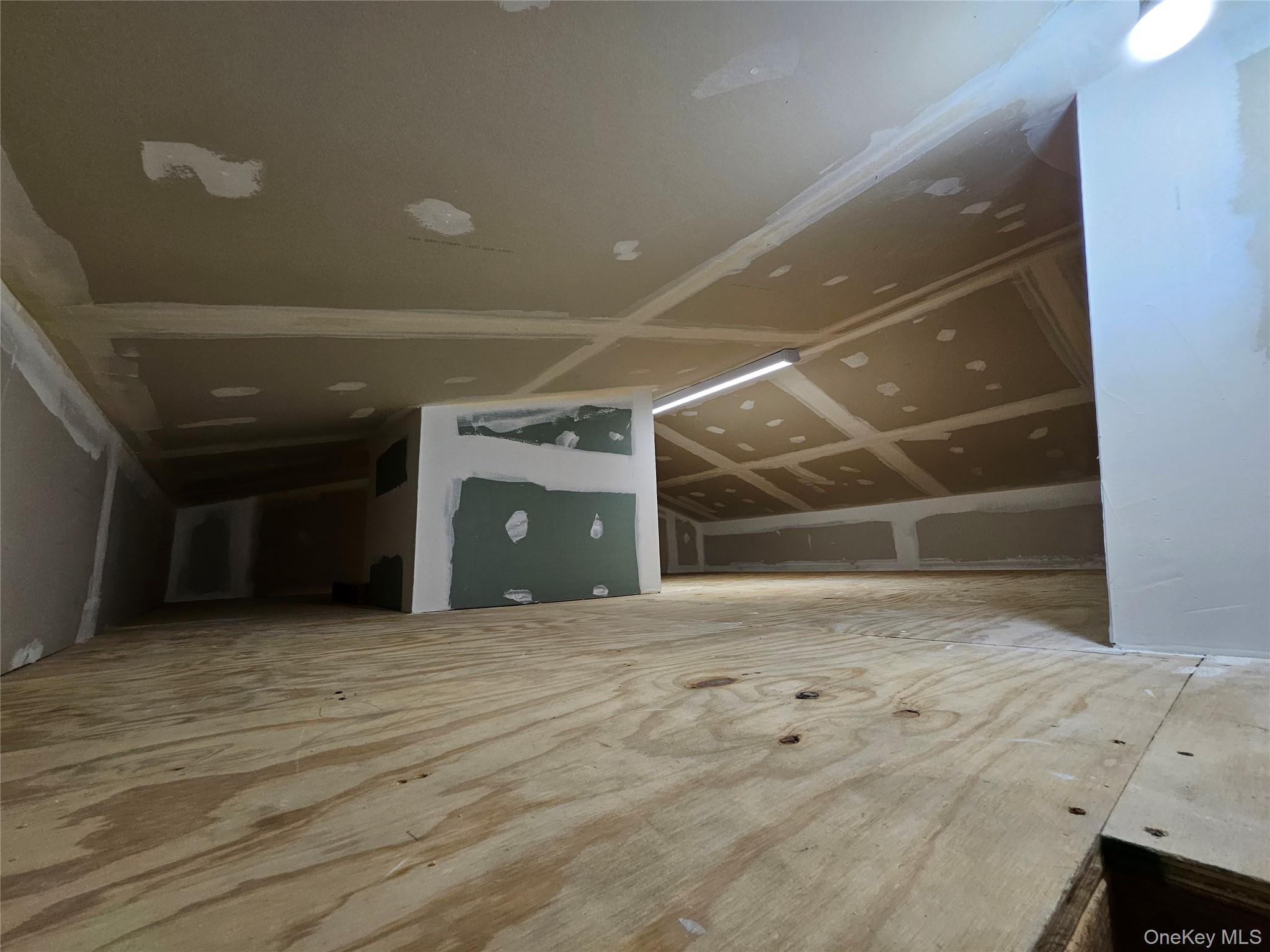 120-19 Ketch Court # 38, College Point, NY 11356