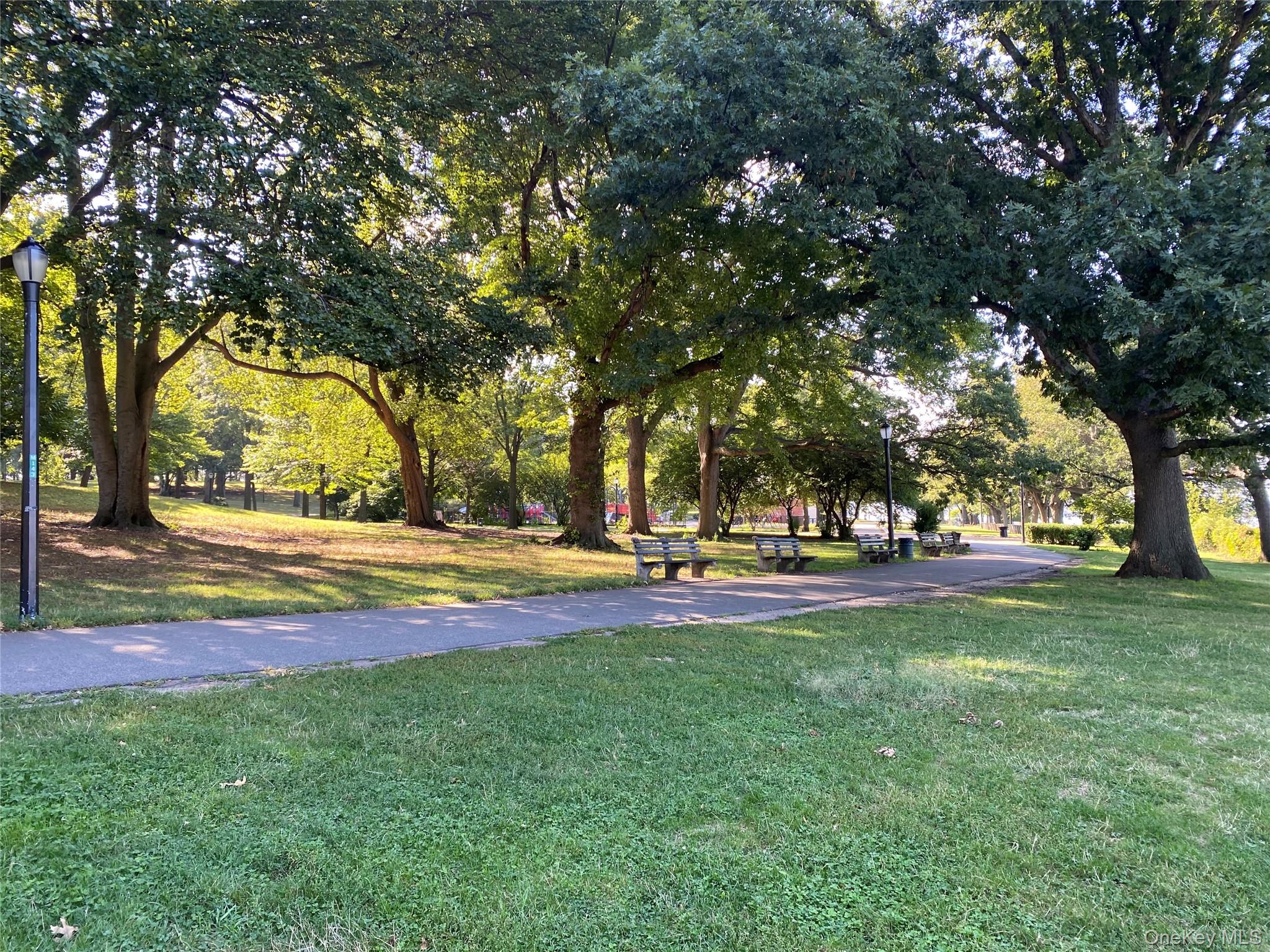 120-19 Ketch Court # 38, College Point, NY 11356