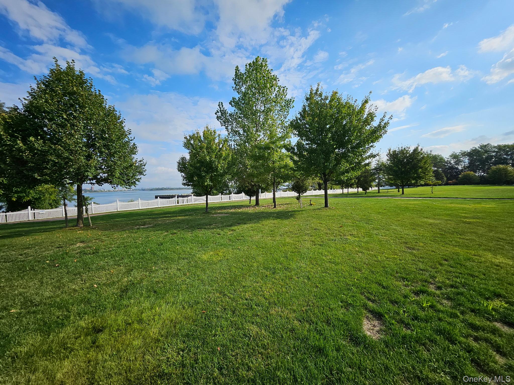 120-19 Ketch Court # 38, College Point, NY 11356