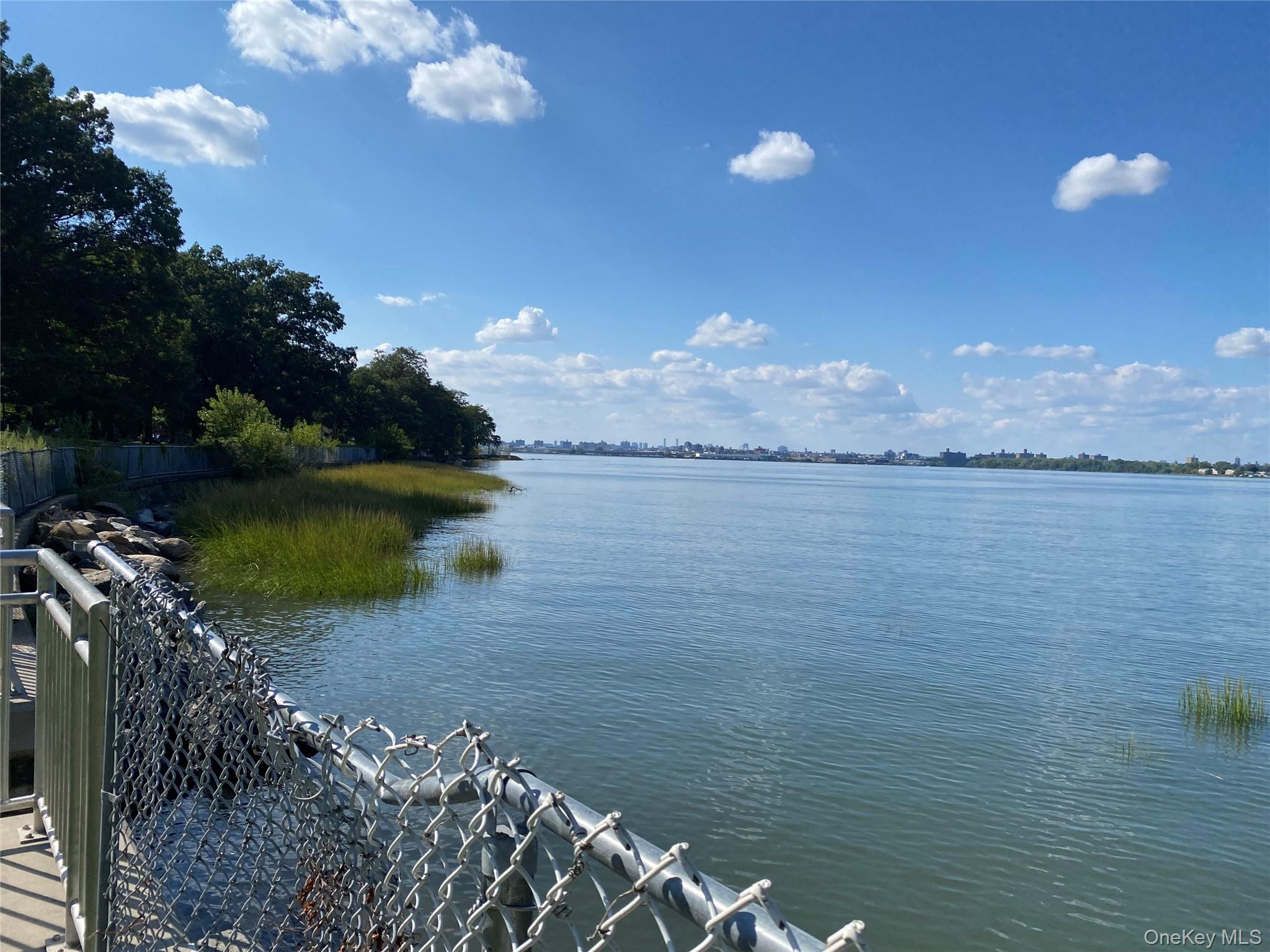 120-19 Ketch Court # 38, College Point, NY 11356