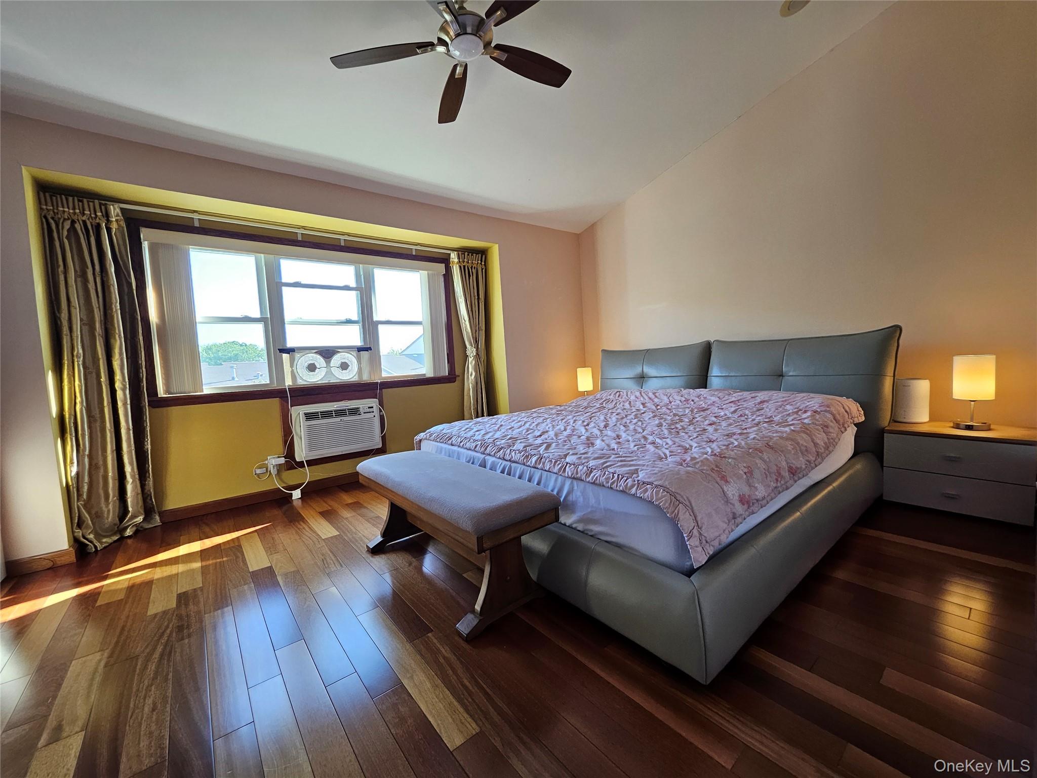 120-19 Ketch Court # 38, College Point, NY 11356