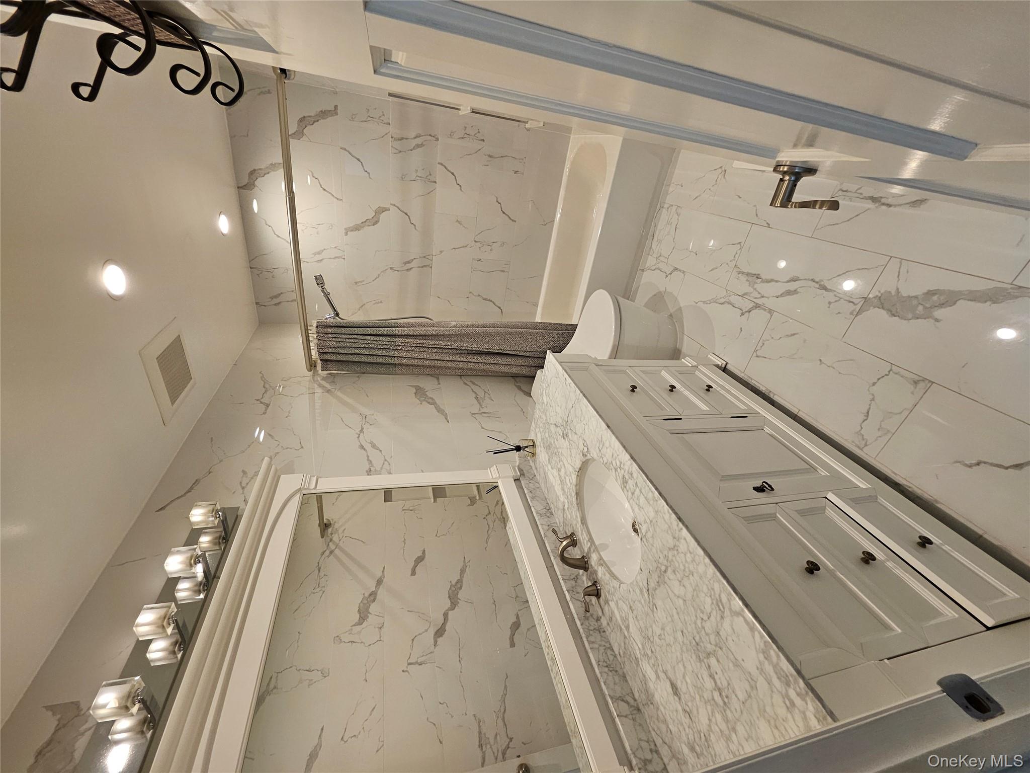 120-19 Ketch Court # 38, College Point, NY 11356