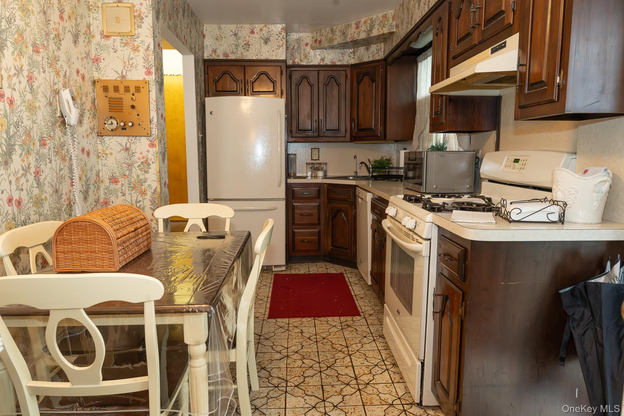 14703 10th Avenue, Whitestone, NY 11357