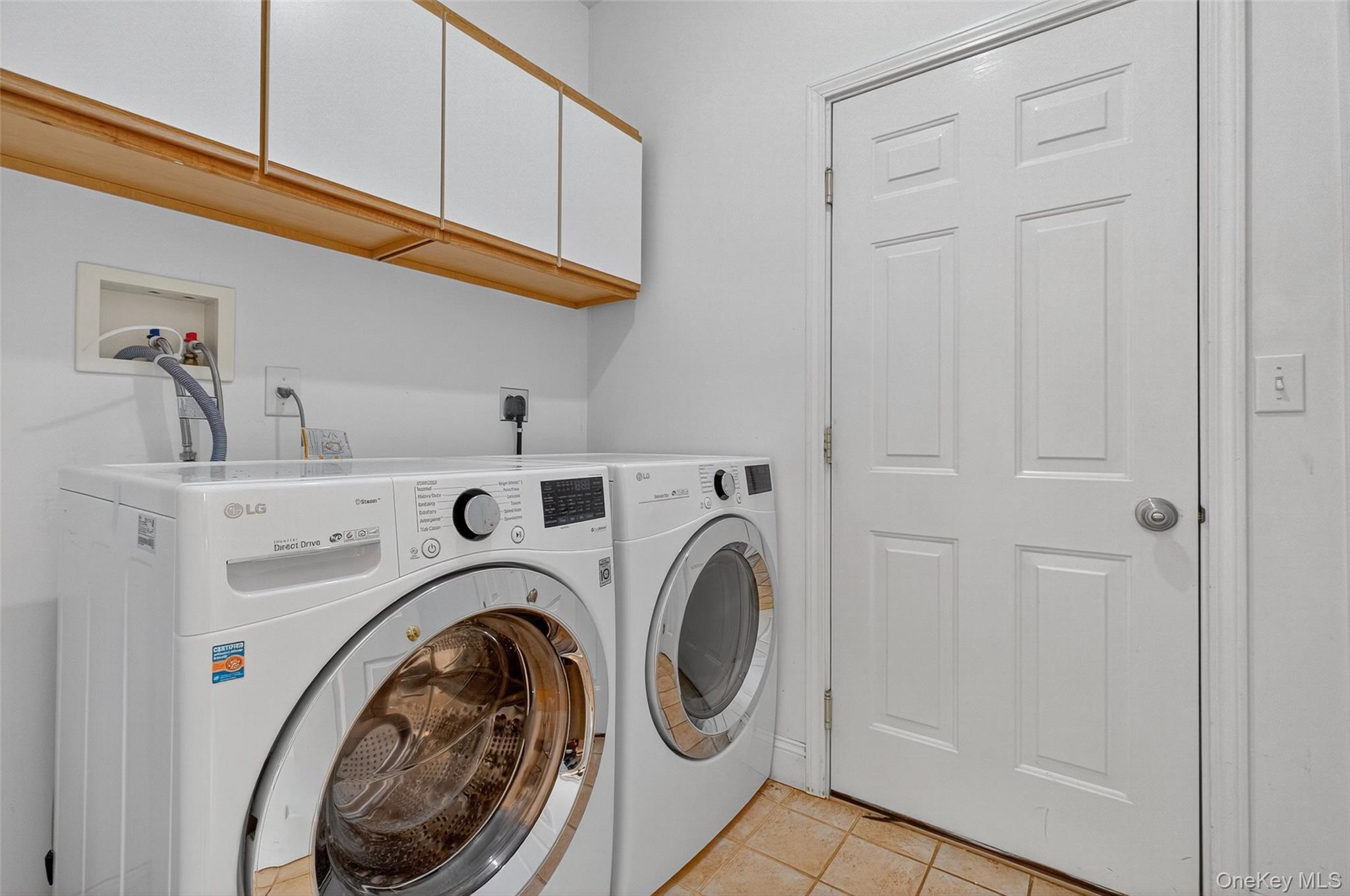 17 Santa Anna Drive, Poughkeepsie, NY 12603