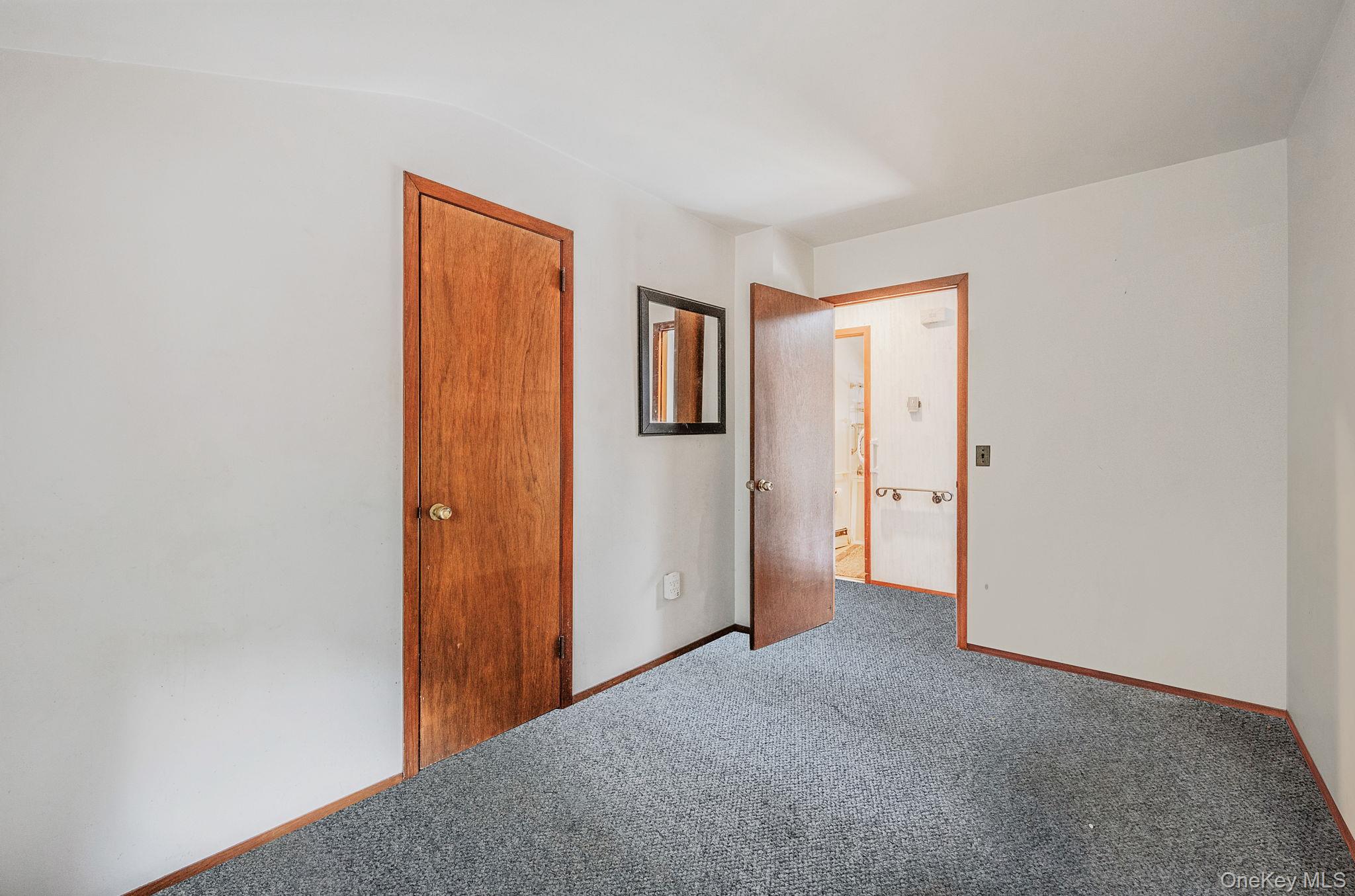 56 McArthur Lane, Smithtown, NY 11787