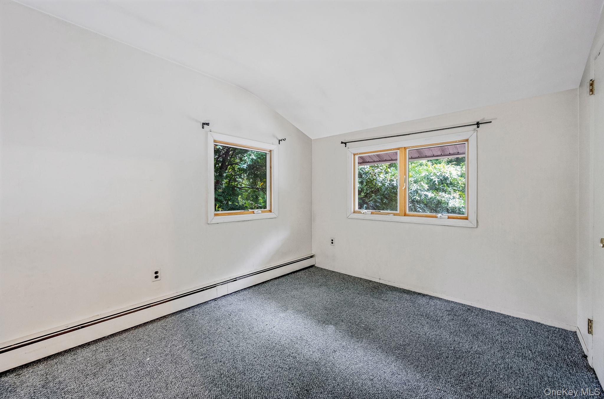 56 McArthur Lane, Smithtown, NY 11787