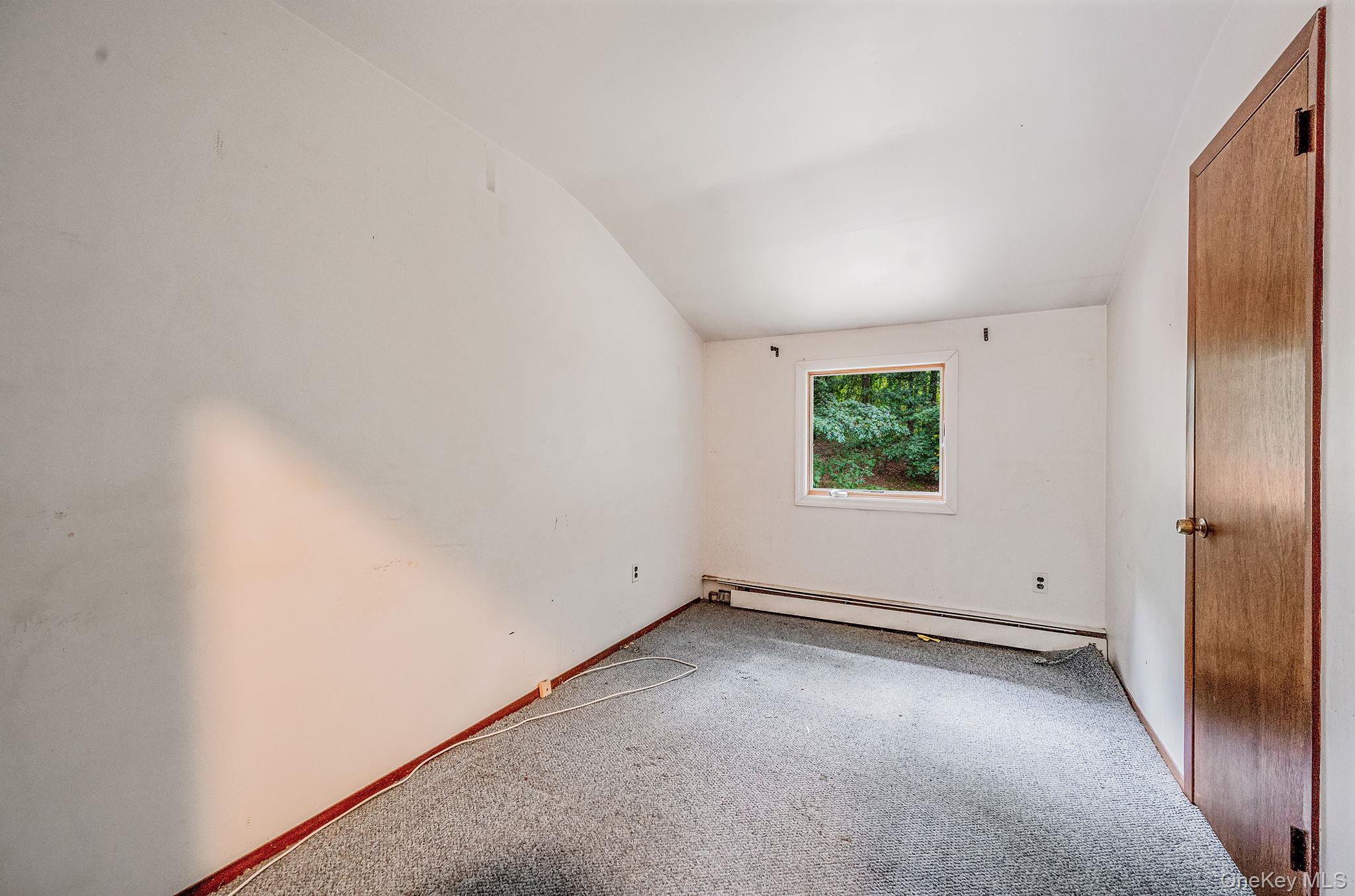 56 McArthur Lane, Smithtown, NY 11787