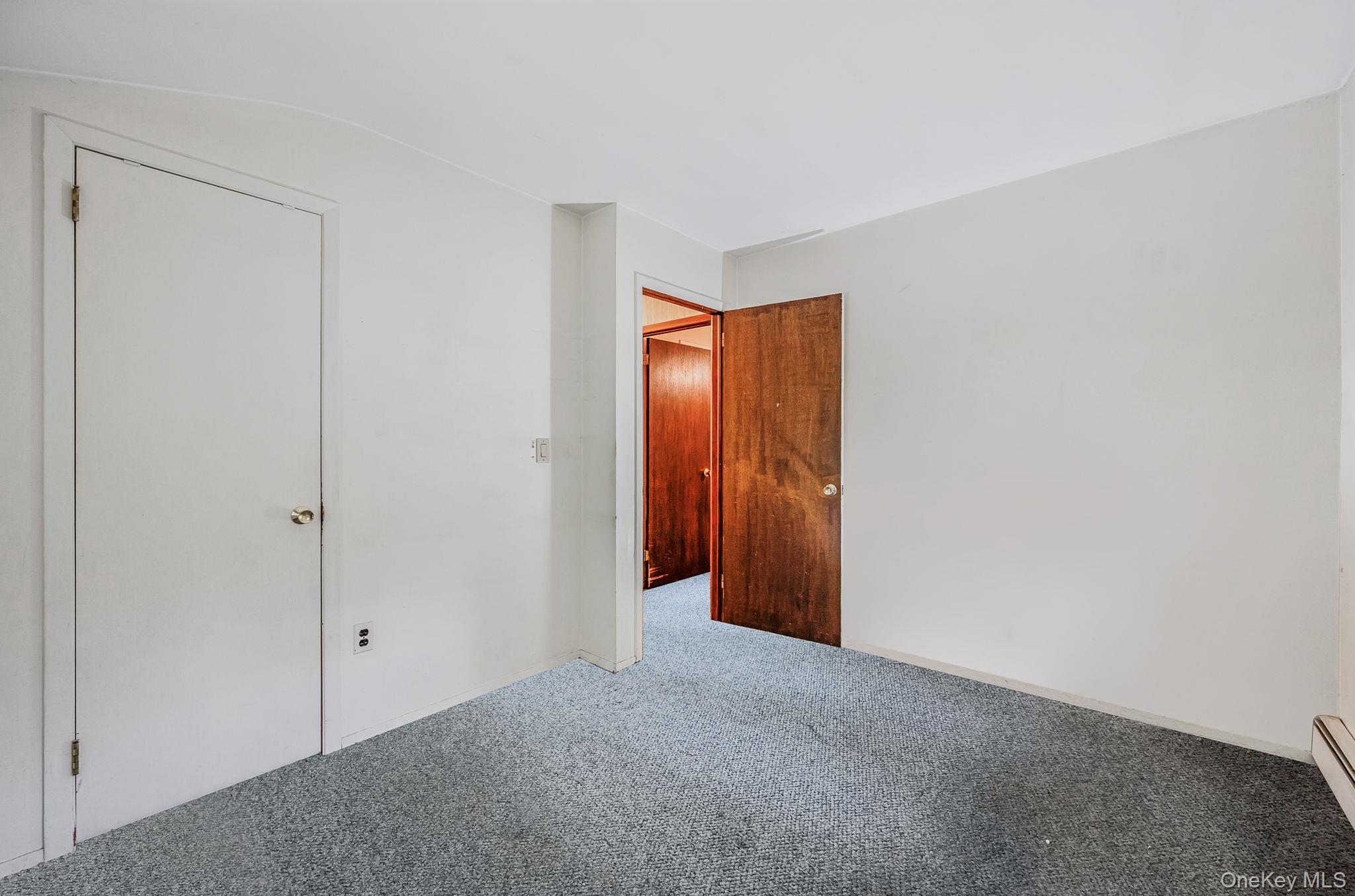 56 McArthur Lane, Smithtown, NY 11787