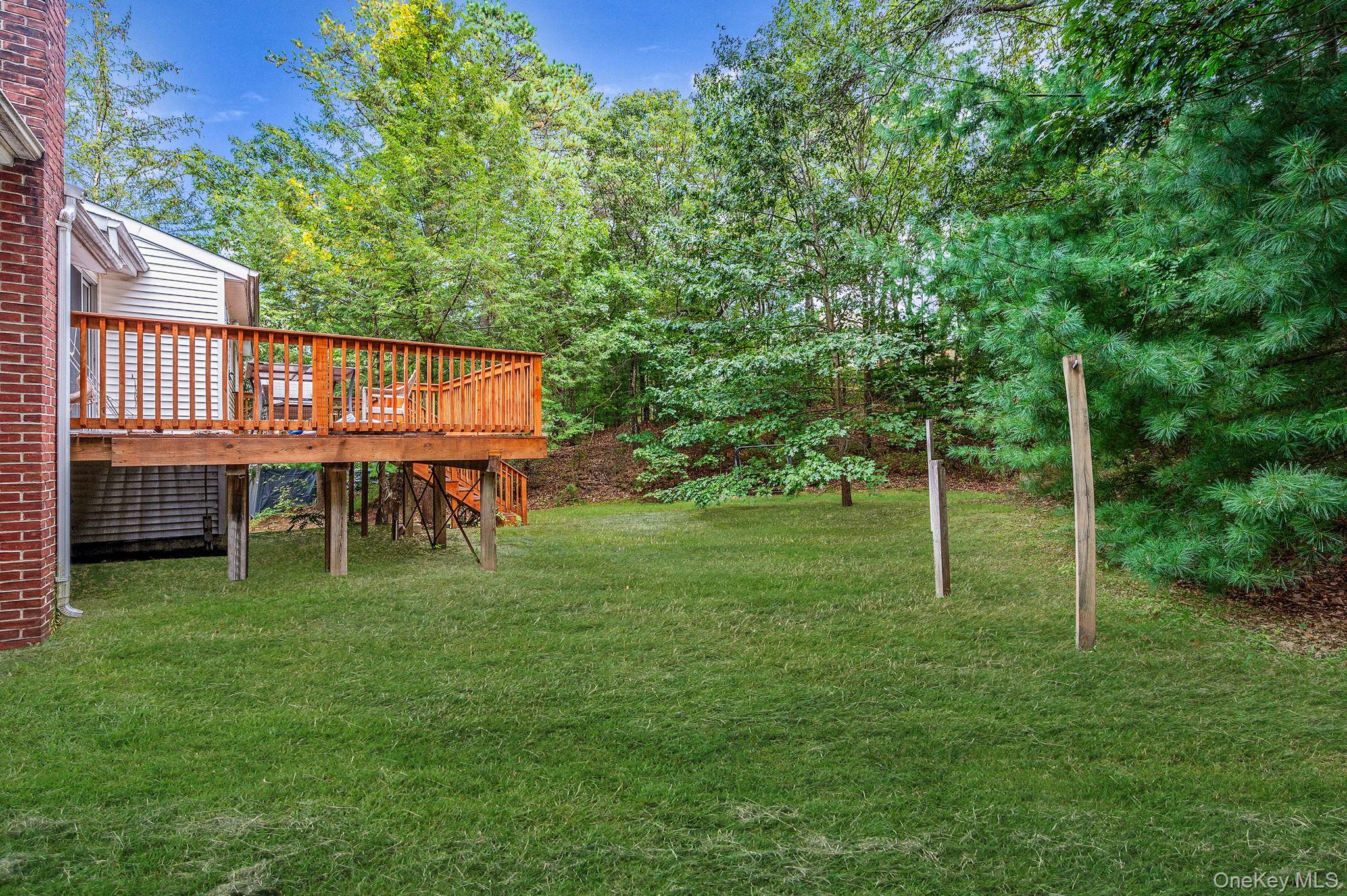 56 McArthur Lane, Smithtown, NY 11787