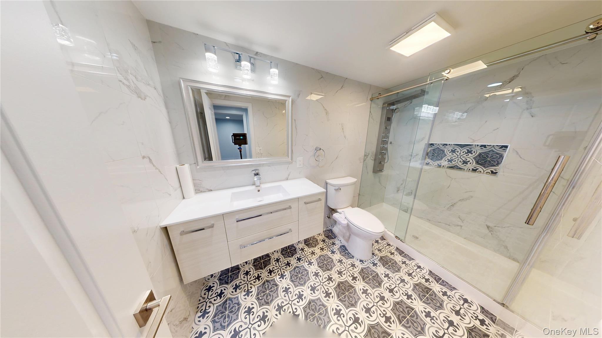 1141 Waverly Avenue, Farmingville, NY 11738