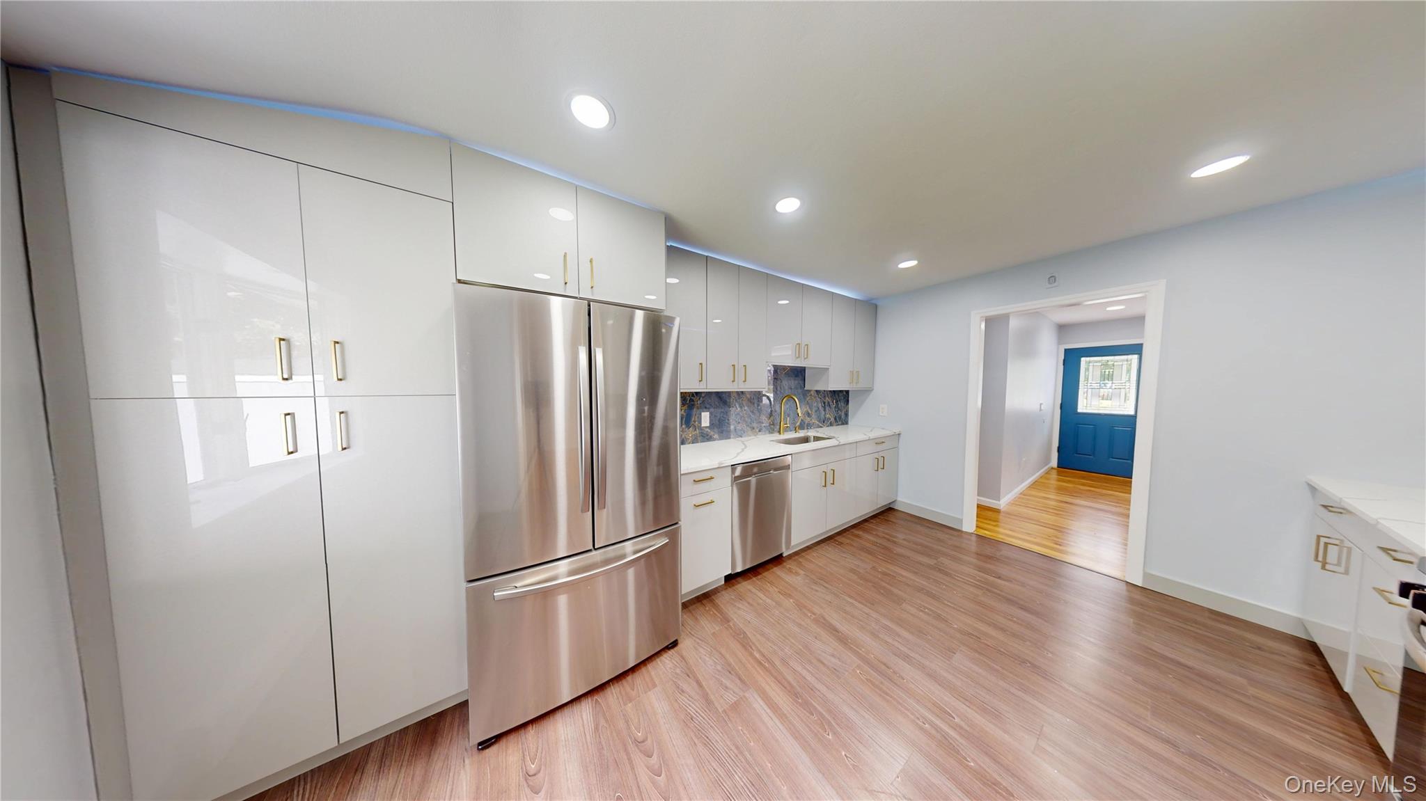 1141 Waverly Avenue, Farmingville, NY 11738