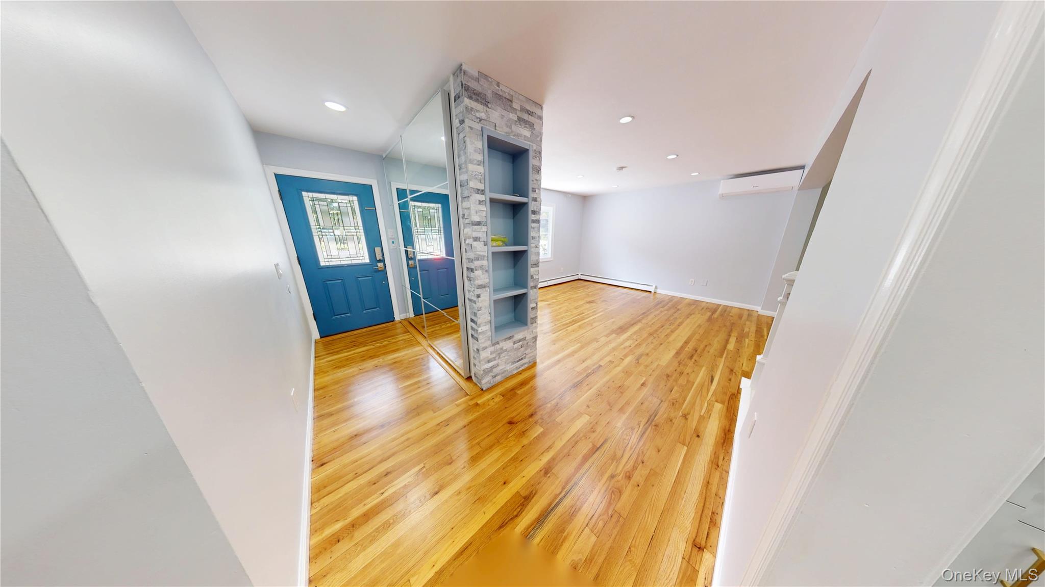 1141 Waverly Avenue, Farmingville, NY 11738