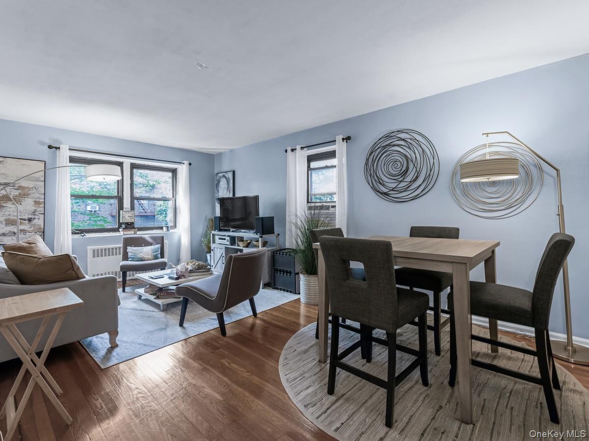 118-66 Metropolitan # 5F, Kew Gardens, NY 11415