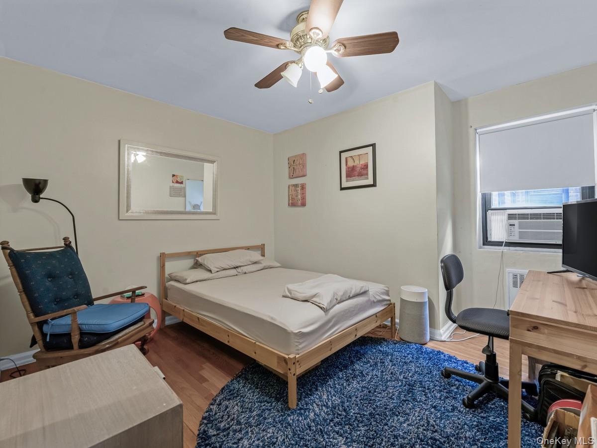 118-66 Metropolitan # 5F, Kew Gardens, NY 11415