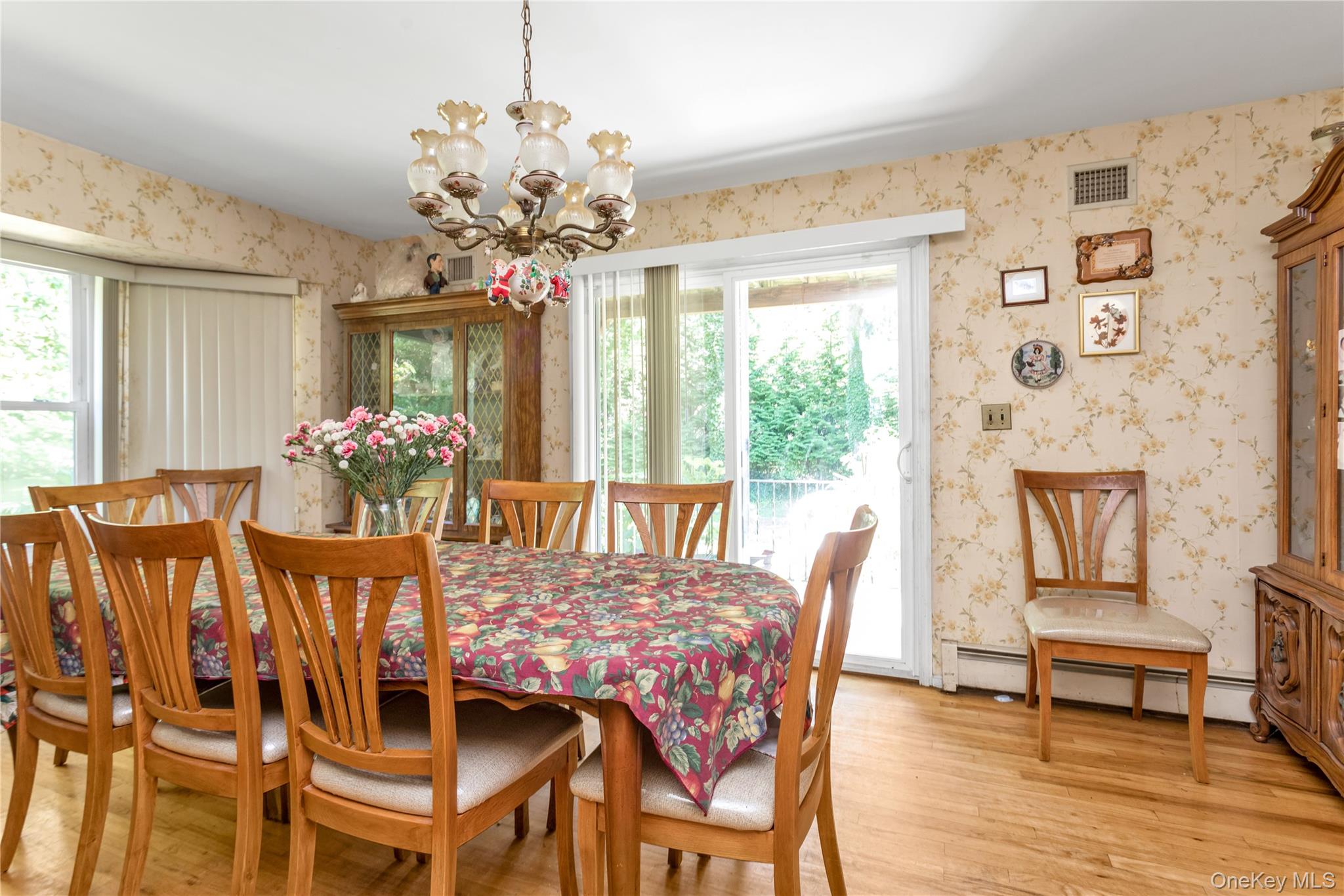 270 Frost Pond Road, Old Brookville, NY 11545