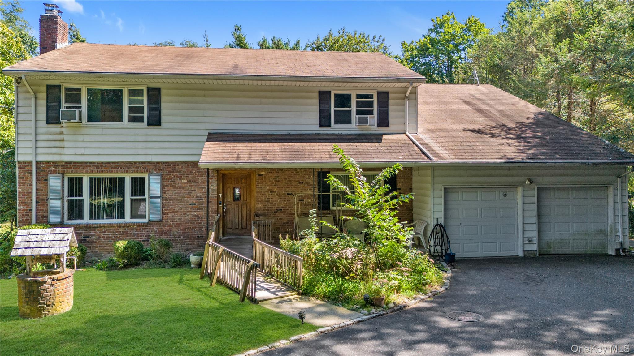 270 Frost Pond Road, Old Brookville, NY 11545