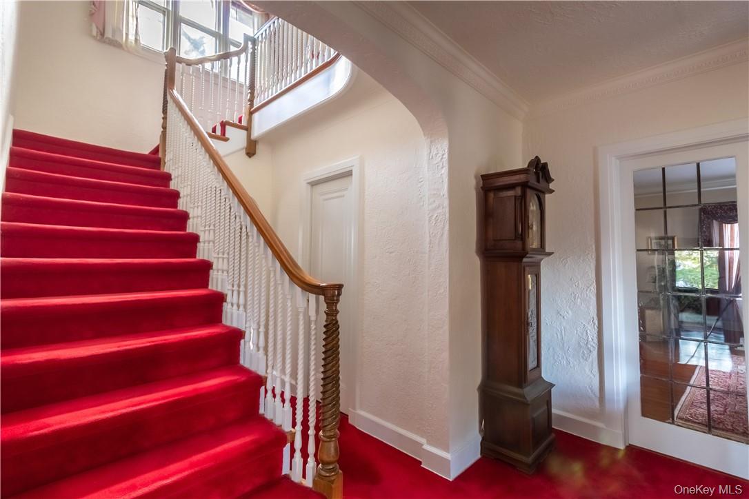 130 E Cedar Street, Fleetwood, NY 10552