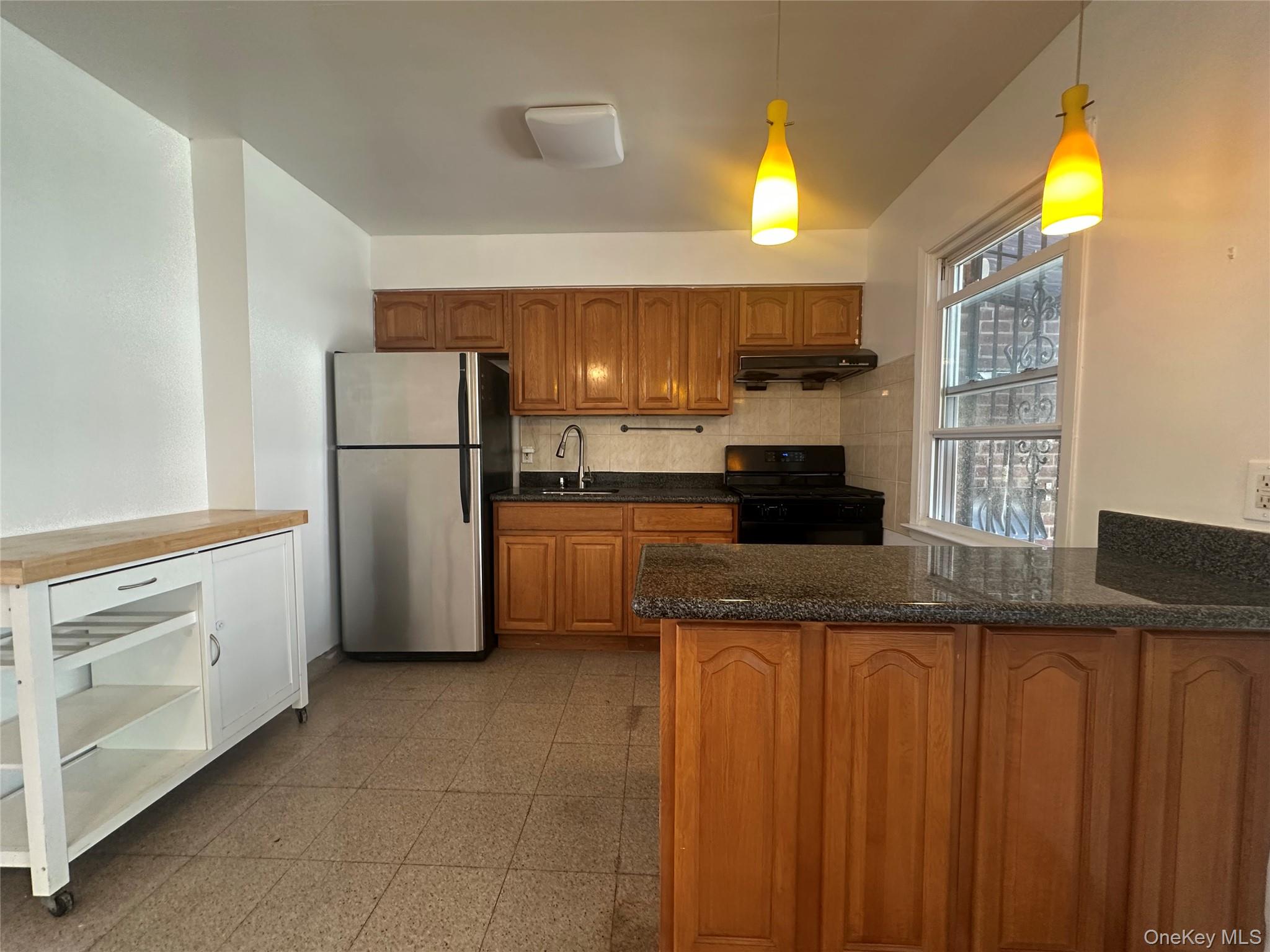 125-15 18 Avenue, College Point, NY 11356