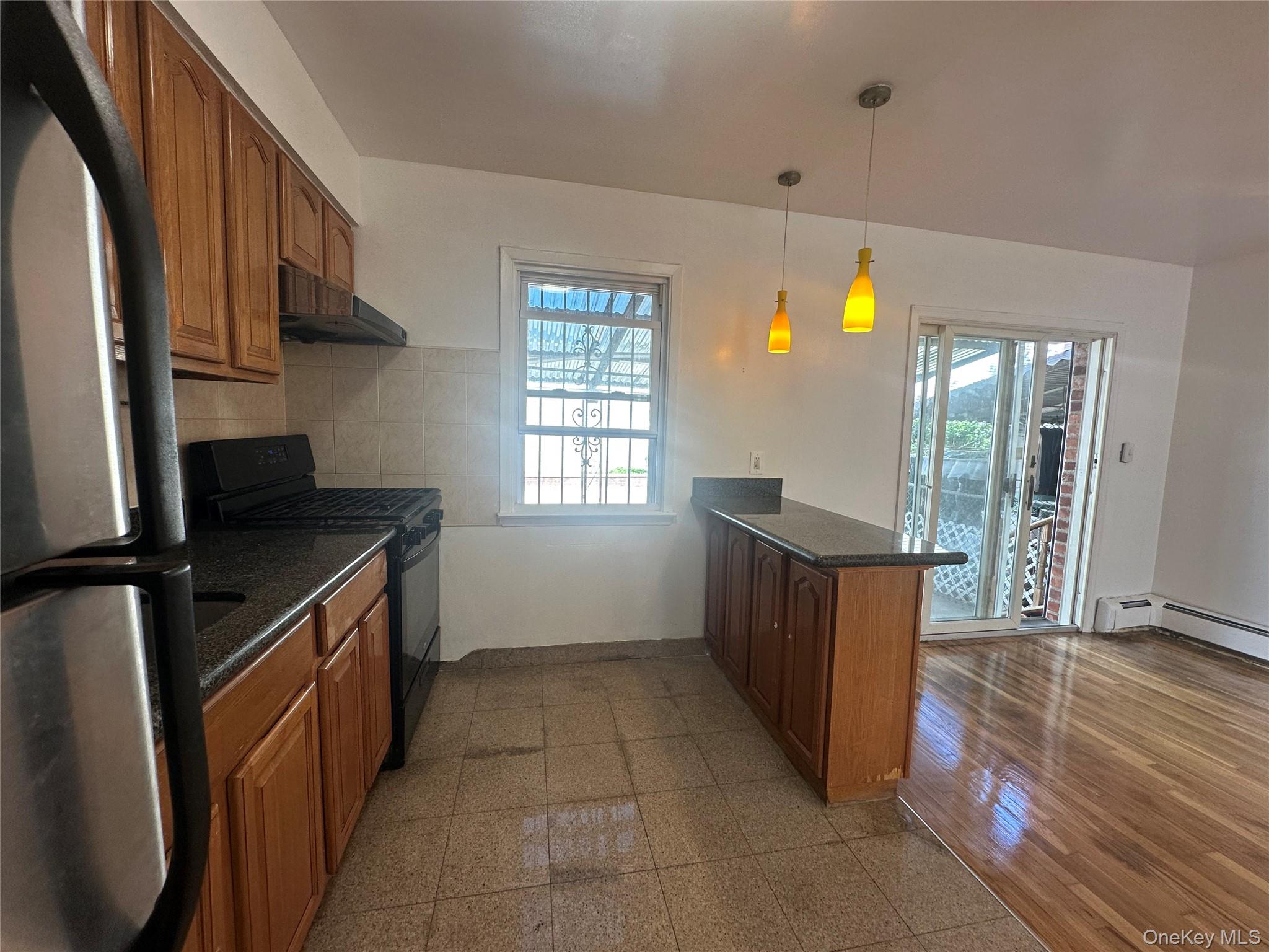 125-15 18 Avenue, College Point, NY 11356