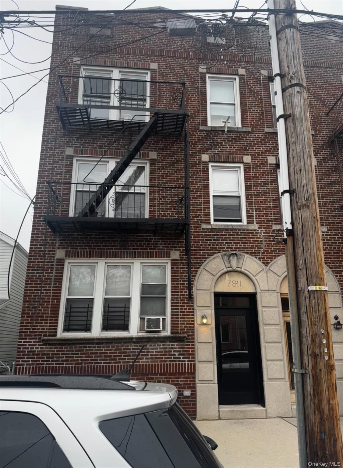78-11 73rd Place, Glendale, NY 11385
