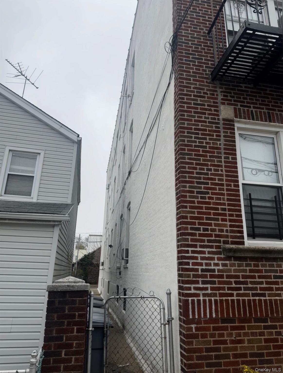 78-11 73rd Place, Glendale, NY 11385