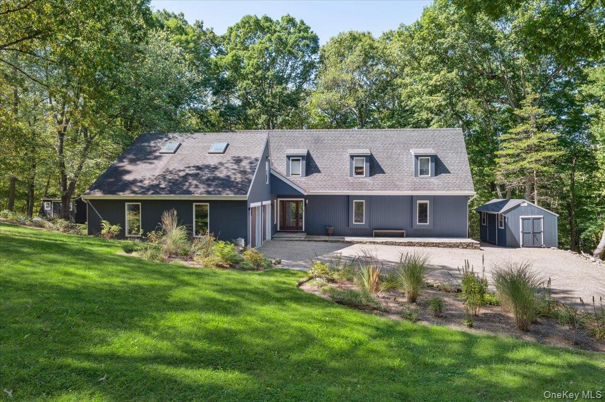 46 Ridgefield Avenue, South Salem, NY 10590