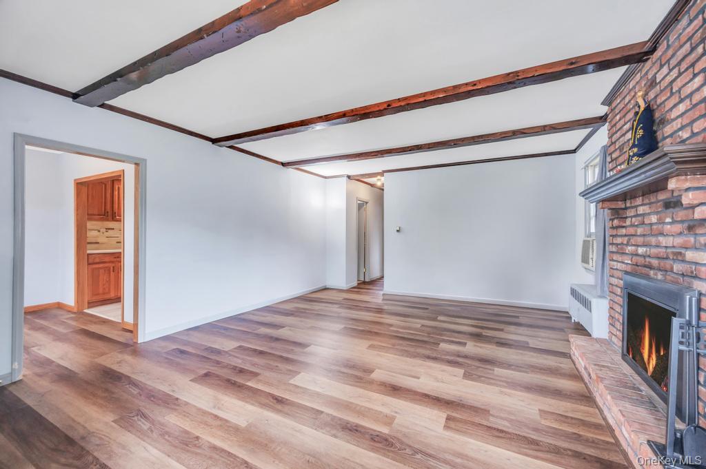 167 Officials Avenue, Holbrook, NY 11741