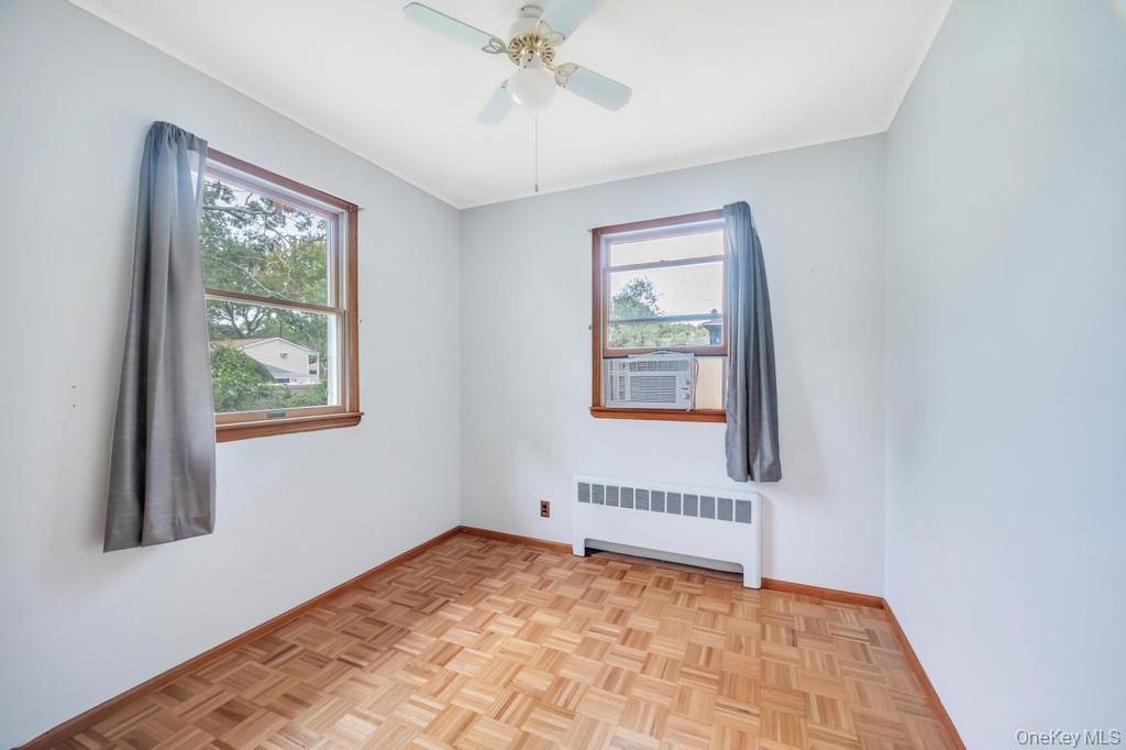 167 Officials Avenue, Holbrook, NY 11741