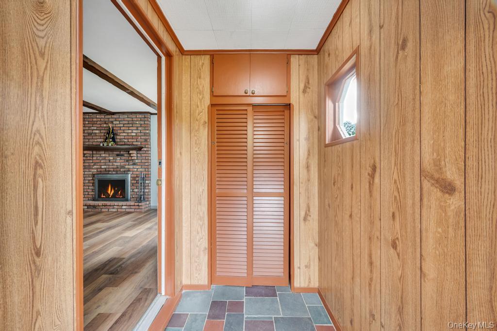 167 Officials Avenue, Holbrook, NY 11741