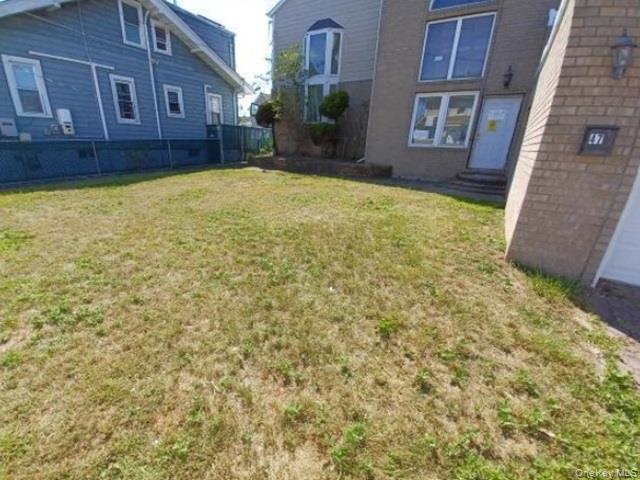 47 Monroe Street, Inwood, NY 11096