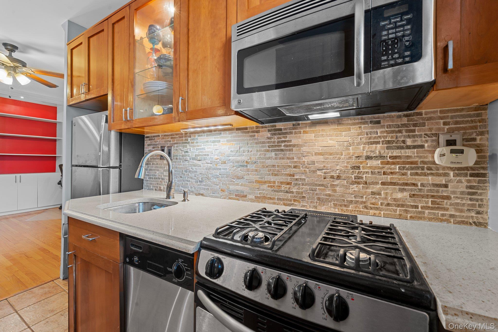 69-60 108th Street # 503, Forest Hills, NY 11375