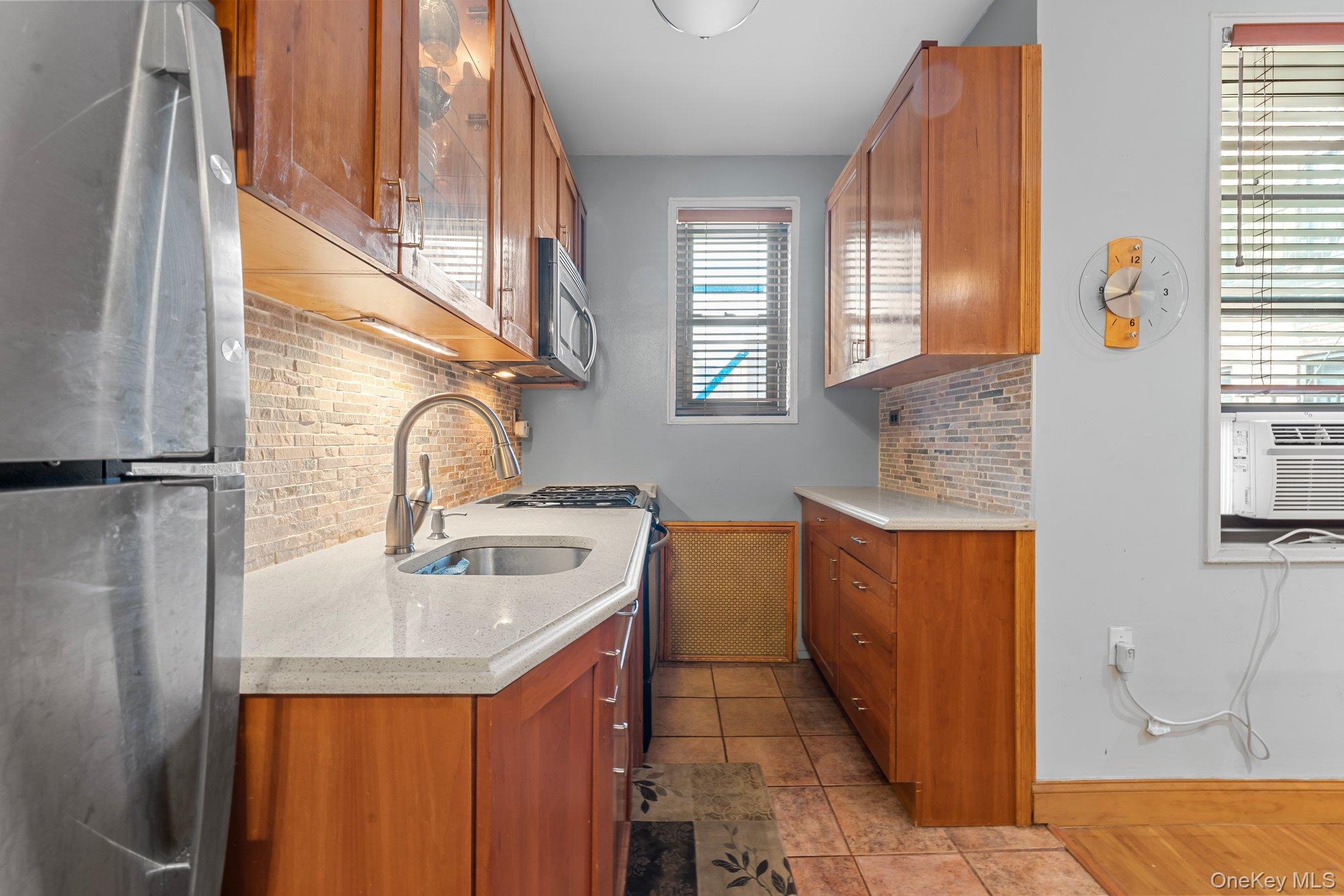 69-60 108th Street # 503, Forest Hills, NY 11375