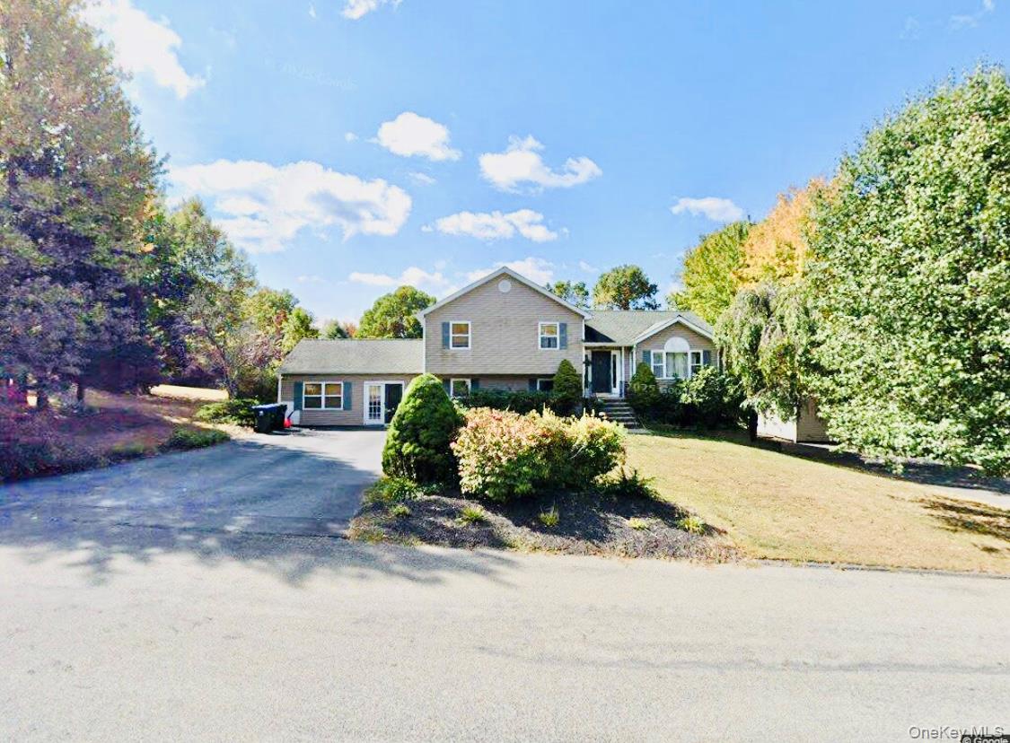 23 Lexington Drive, Newburgh, NY 12550