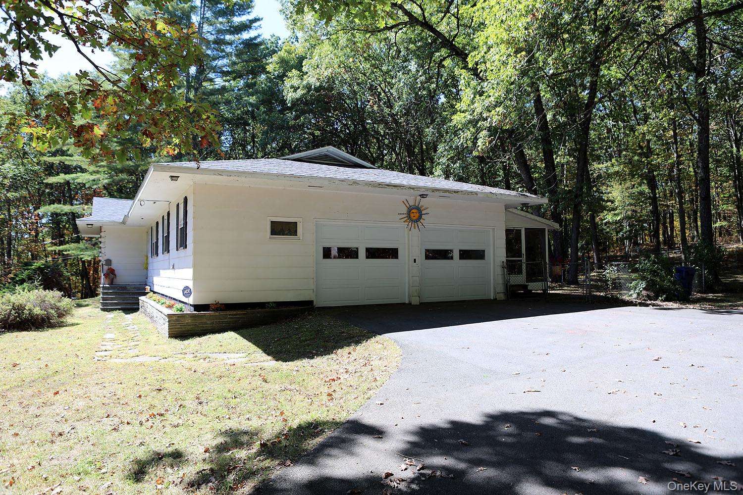 8719 State Route 97, Callicoon, NY 12723