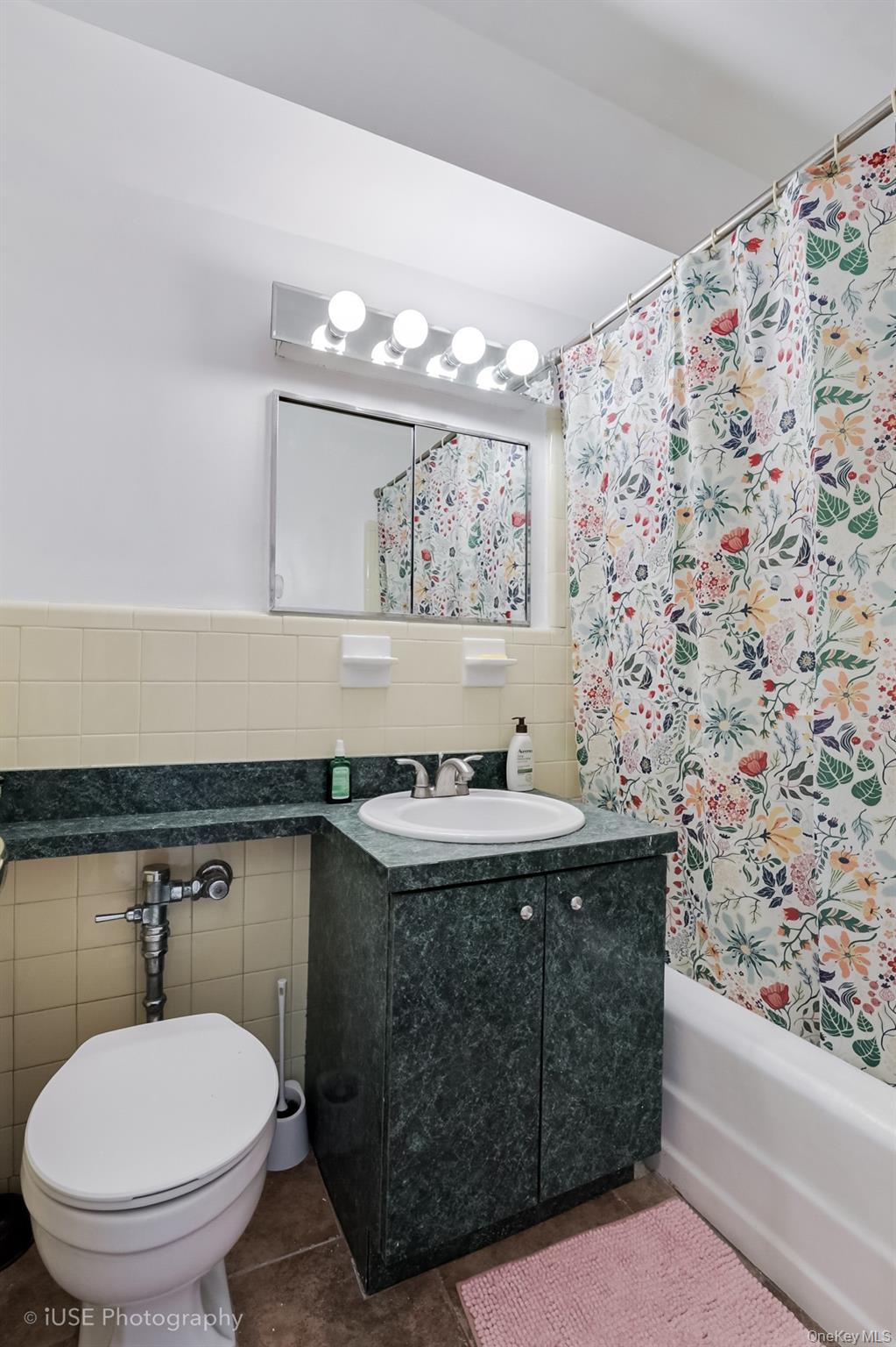 39-65 52nd Street # 4C, Woodside, NY 11377