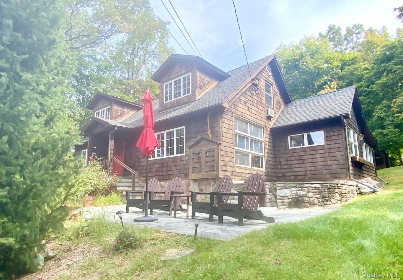 13 Duzine Road, New Paltz, NY 12561