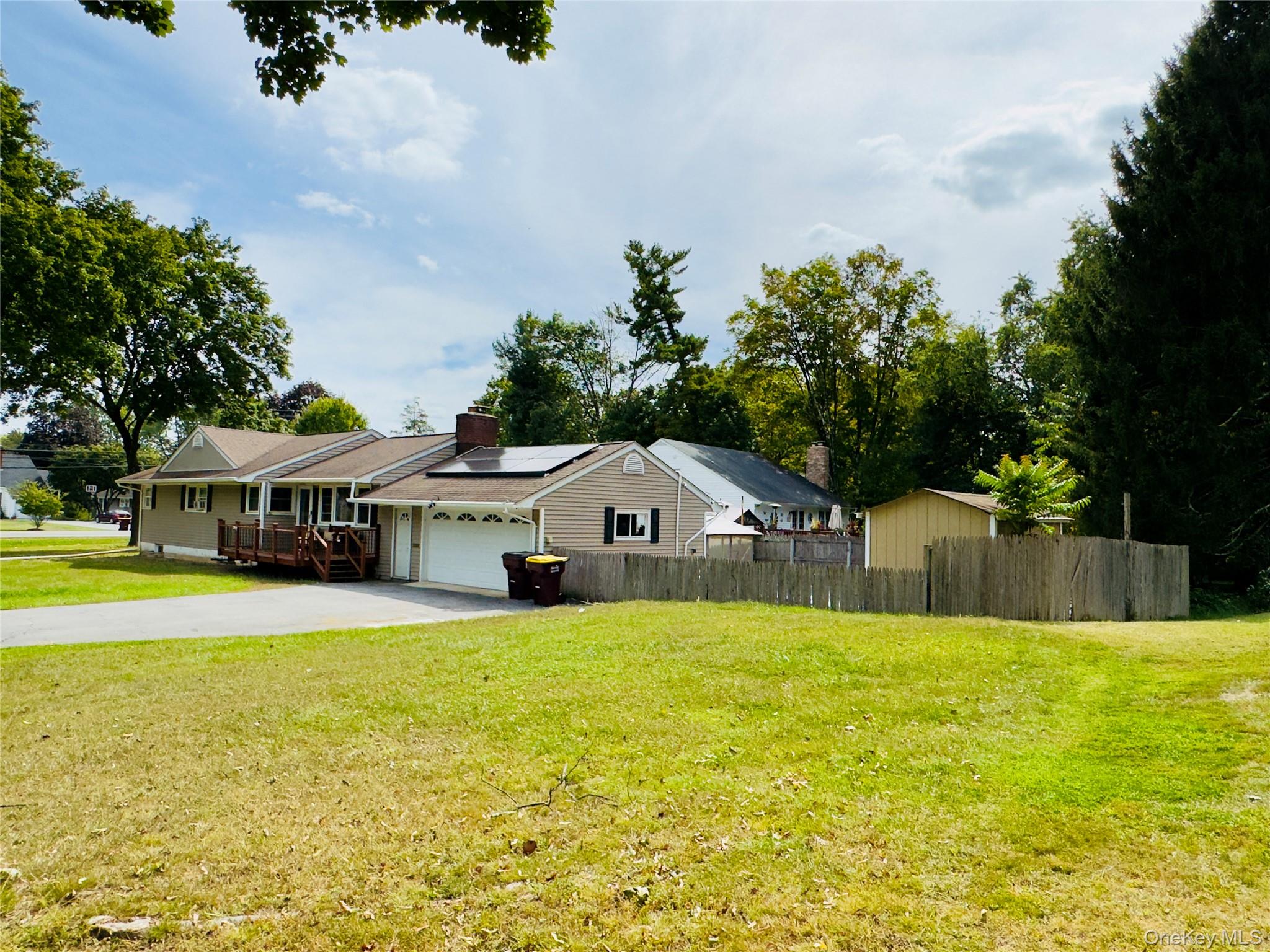 1 Pinecrest, Warwick, NY 10990