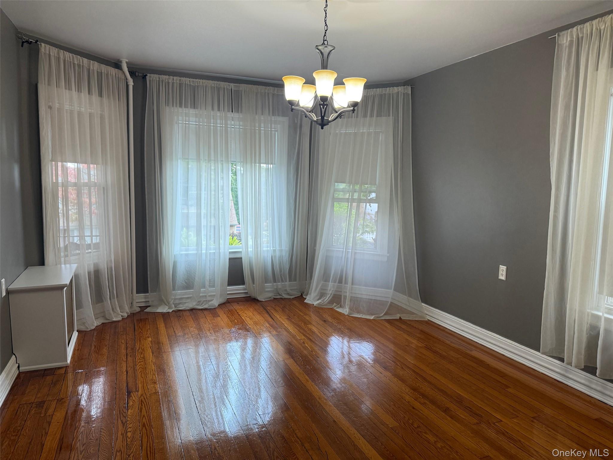 42 Hill Terrace, Yonkers, NY 10701