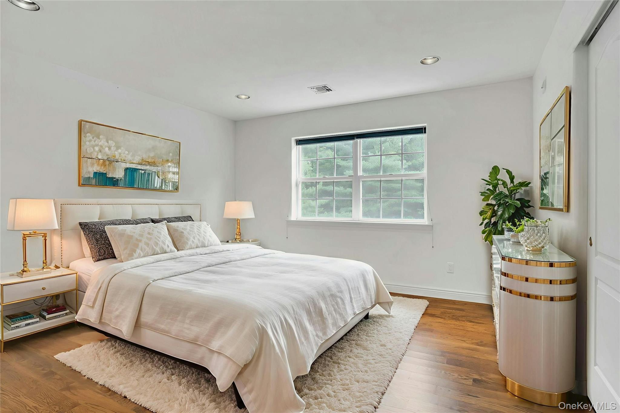 2 Wisteria Lane, Lake Grove, NY 11755