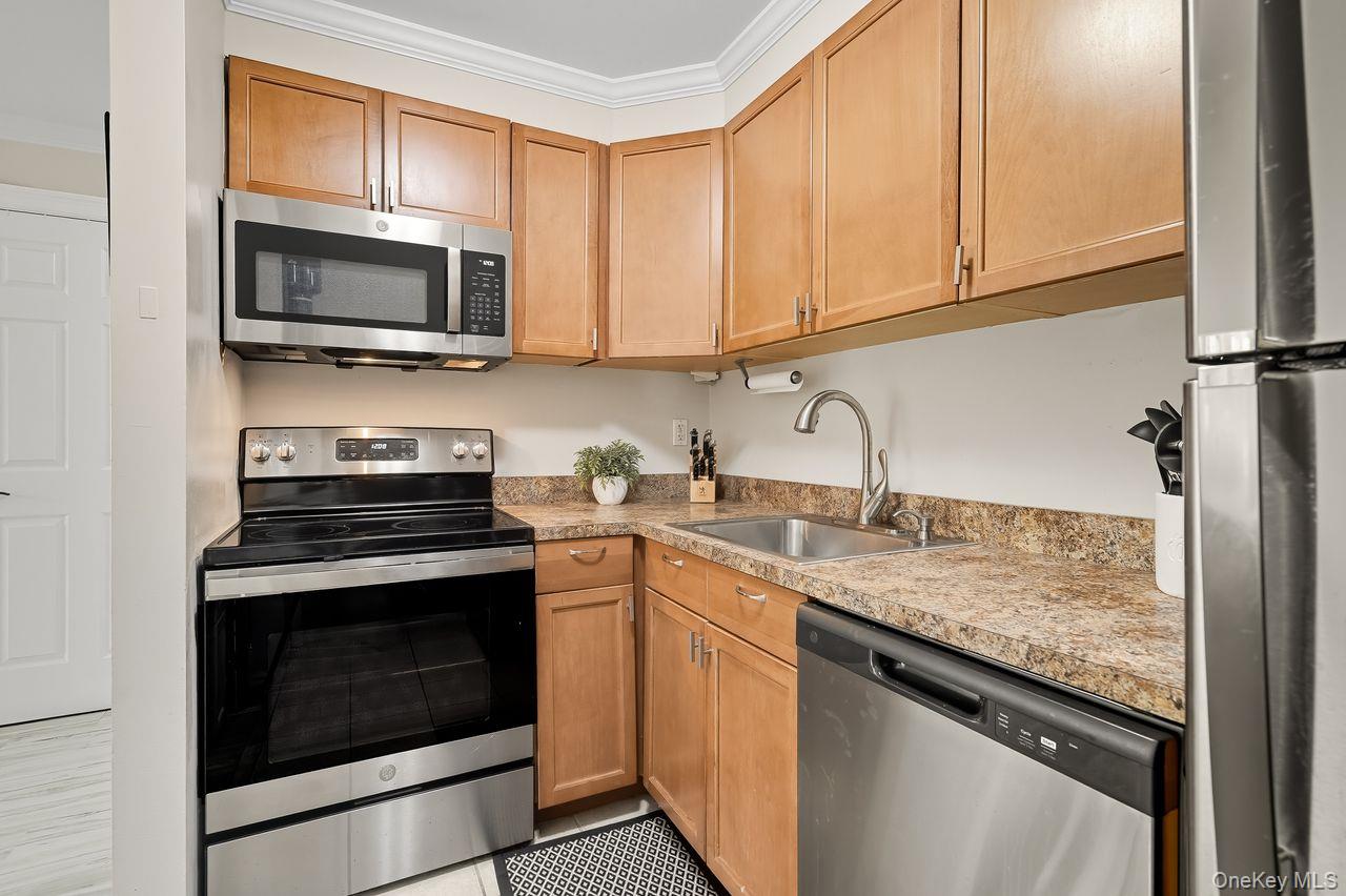 1840 Crompond Road # 7B3, Peekskill, NY 10566