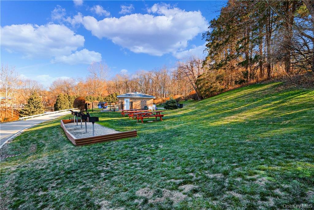 1840 Crompond Road # 7B3, Peekskill, NY 10566