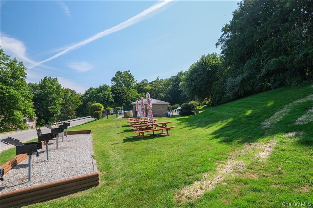 1840 Crompond Road # 7B3, Peekskill, NY 10566