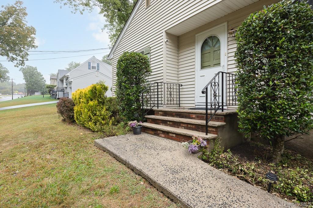 363 Gilbert Avenue, Pearl River, NY 10965