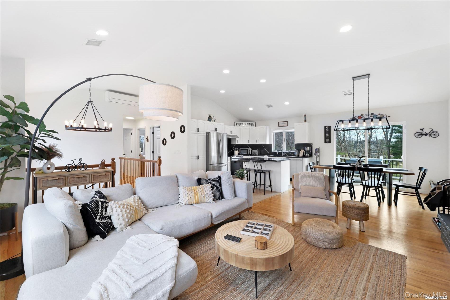 485 Sutton Place, Greenport, NY 11944