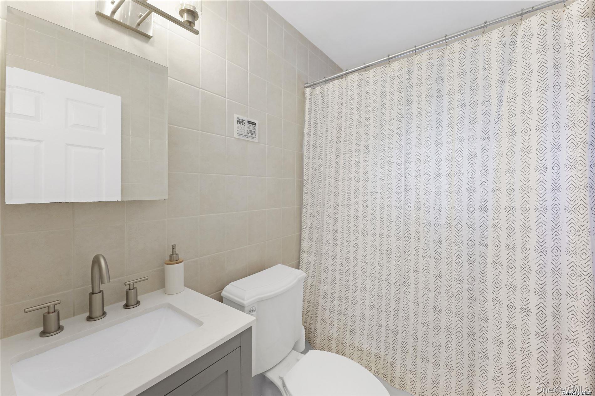 485 Sutton Place, Greenport, NY 11944