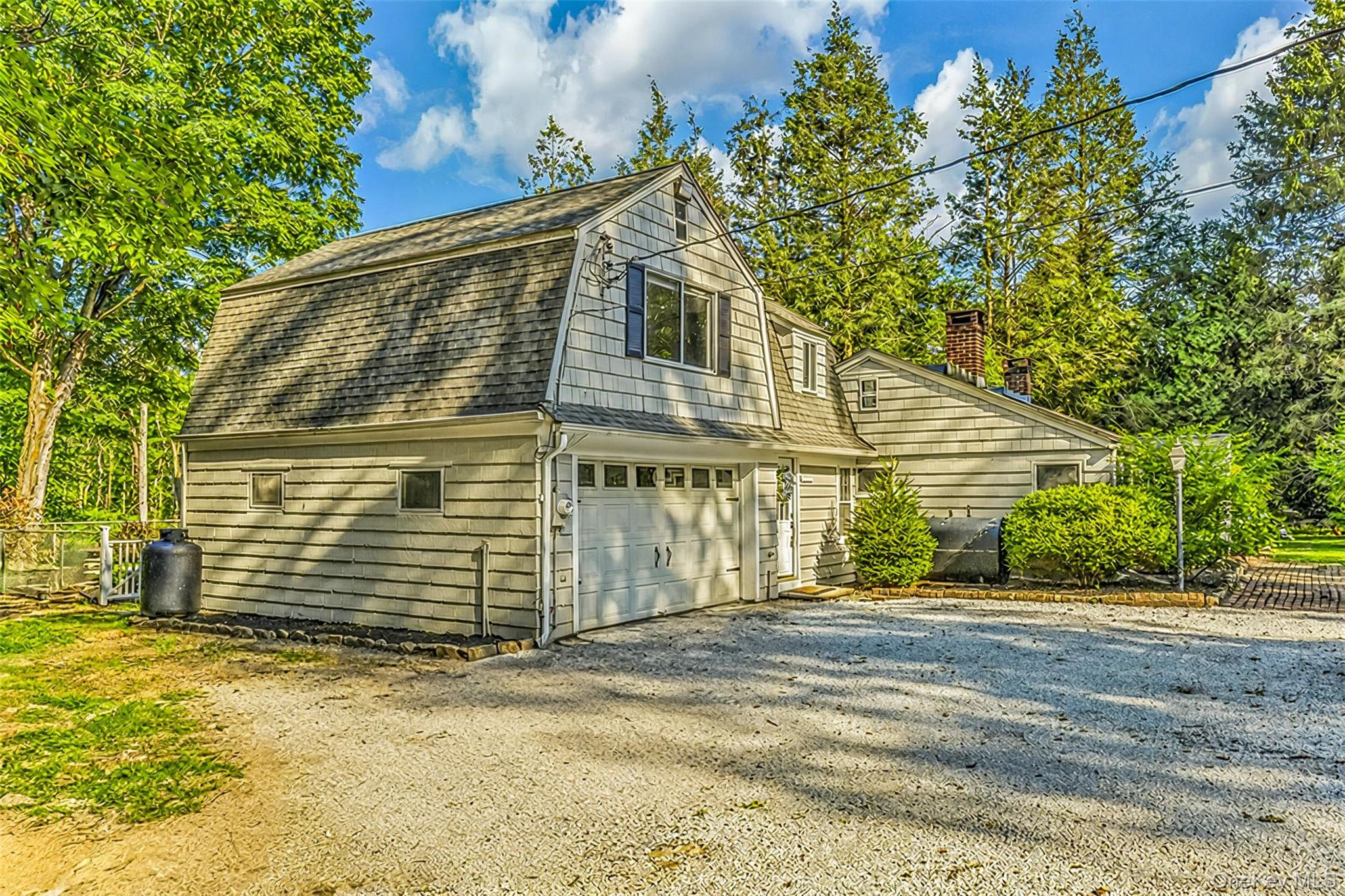 8 West Lane, South Salem, NY 10590