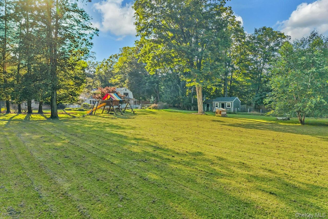 8 West Lane, South Salem, NY 10590