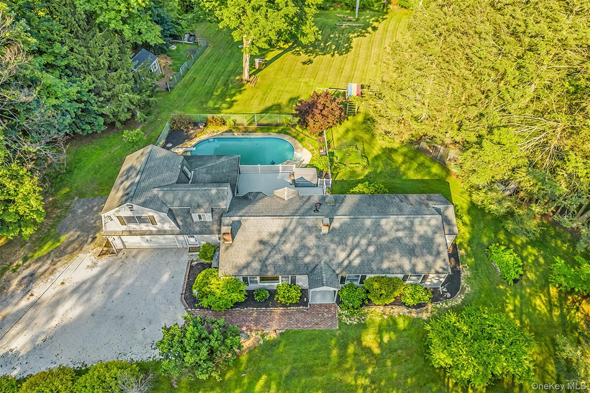 8 West Lane, South Salem, NY 10590