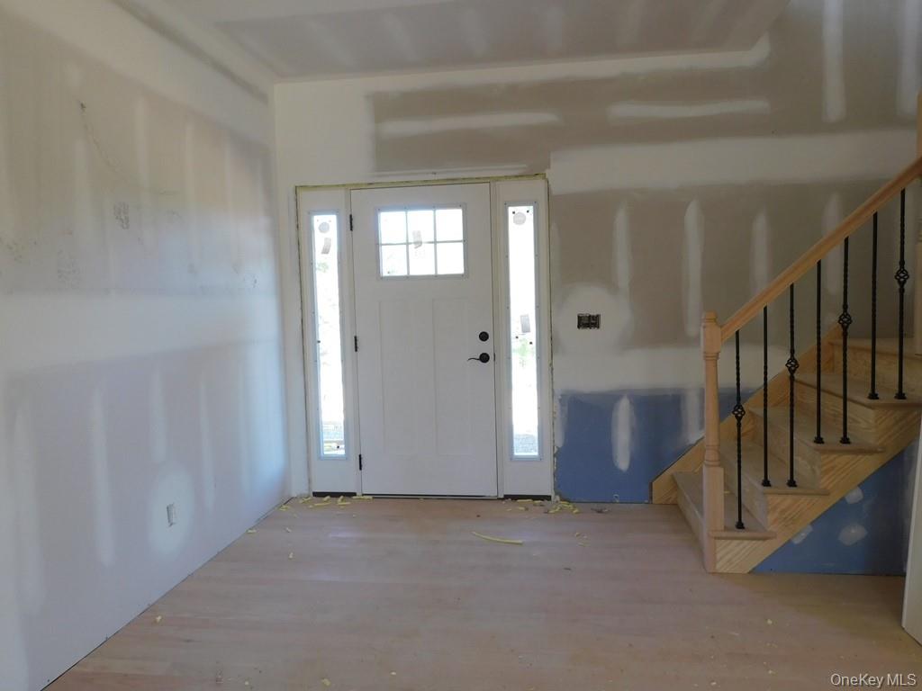 84 Quaker Street, Wallkill, NY 12589