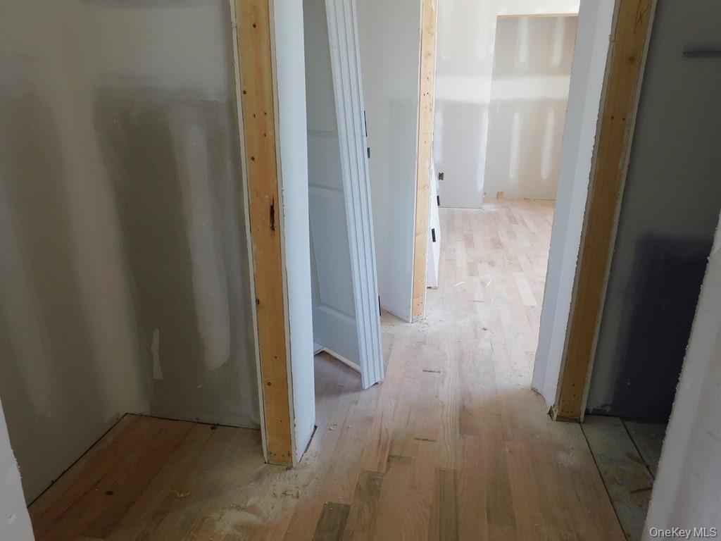 84 Quaker Street, Wallkill, NY 12589